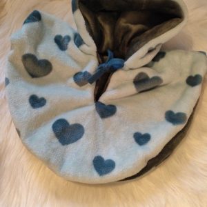 cape ,couverture de cosy réversible, verte avec des coeurs verts foncé